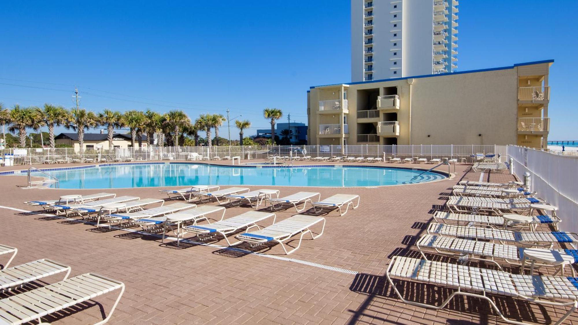 Tidewater Escape: 1Br/2Ba Beachfront Condo, Sleeps 6, Gulf Views & Comfort! Panama City Beach Exterior foto